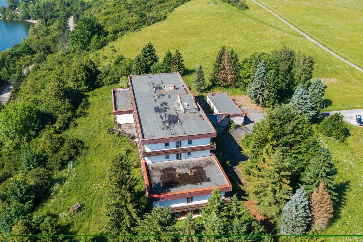 Štátny hotel nad Liptovskou Marou má kupca. O Bobrovník javí záujem veľmi mladá firma