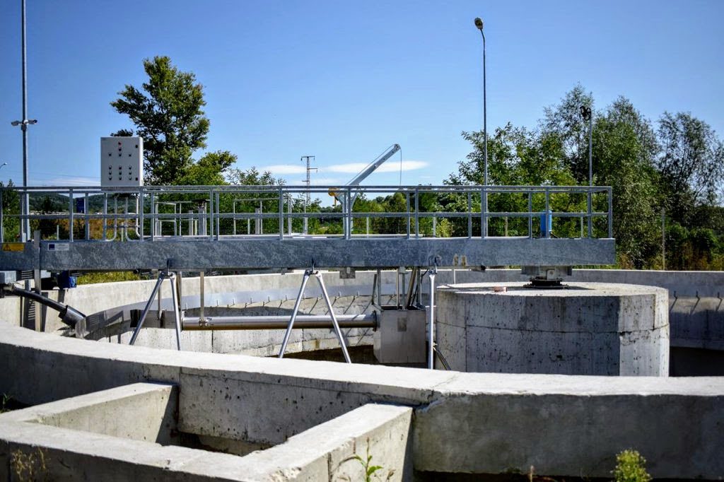 Rumunský model: malé vodárenské systémy prechádzajú pod regióny, ukazuje EIB