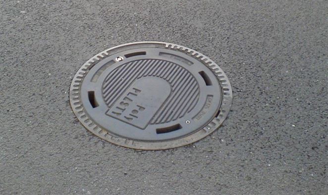 Kanalizačné poklopy z plastu sú ekologické a neškodia vozovke