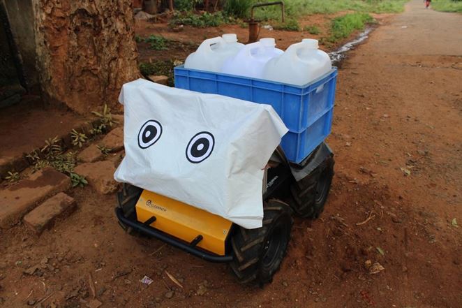 V Indii zaisťujú prístup k vode roboty