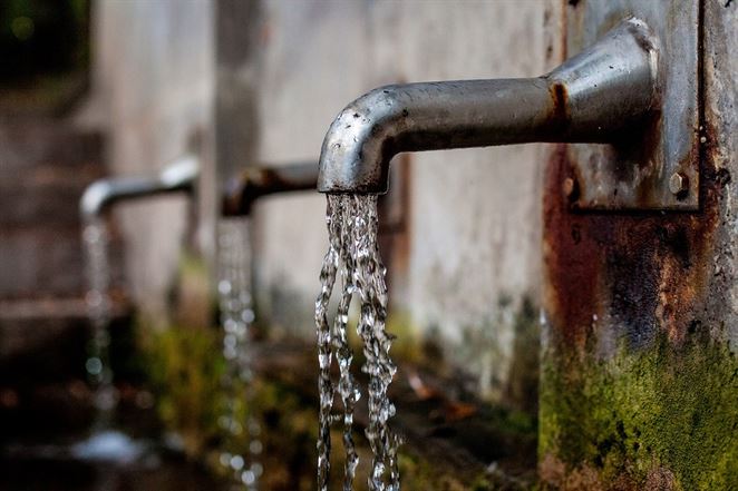Vedci odstraňujú atrazín z pitnej vody novou nanotechnológiou